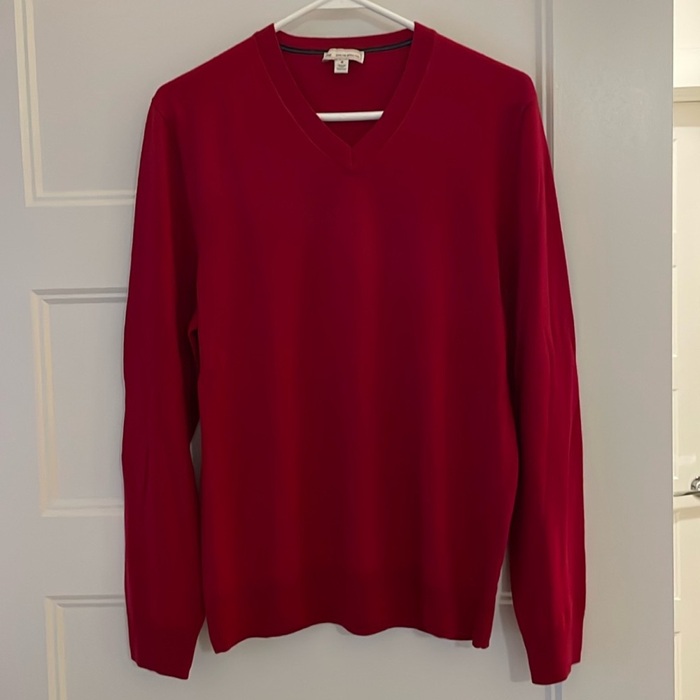 Gap Men’s Extra Fine Merino Wool V-Neck Sweater